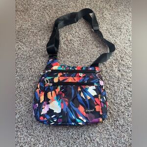 Soyater Vibrant Floral Crossbody Bag